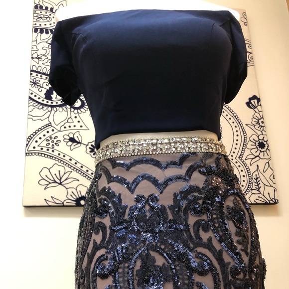 🆕NWT Intricate Two Piece Navy Formal Prom Dress - Picture 3 of 8
